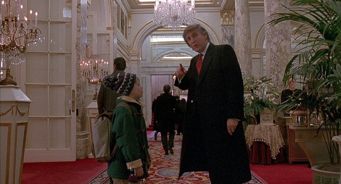 Kevin sam w Nowym Jorku - Z filmu - Macaulay Culkin, Donald Trump