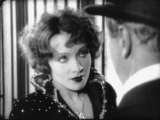 El beso del amor - De la película - Marlene Dietrich