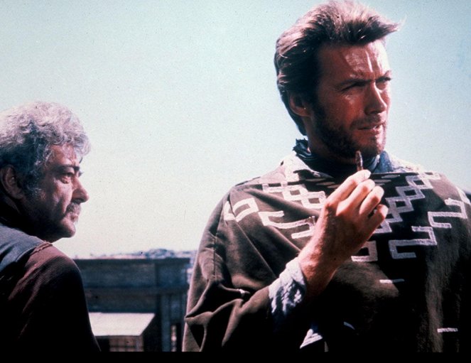 Za garść dolarów - Z filmu - José Calvo, Clint Eastwood