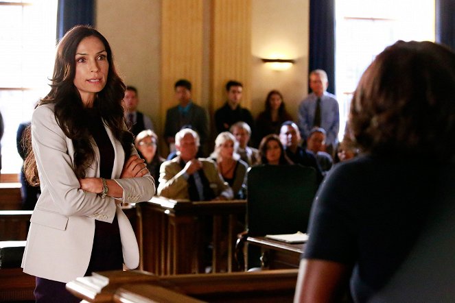 How to Get Away with Murder - She's Dying - Photos - Famke Janssen
