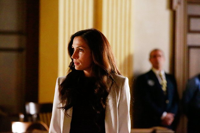 How to Get Away with Murder - Season 2 - She's Dying - Photos - Famke Janssen