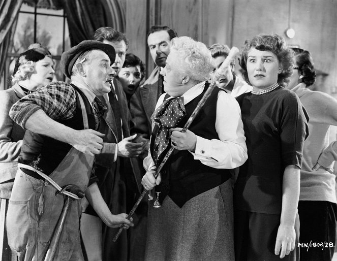 Curtain Up - Film - Margaret Rutherford