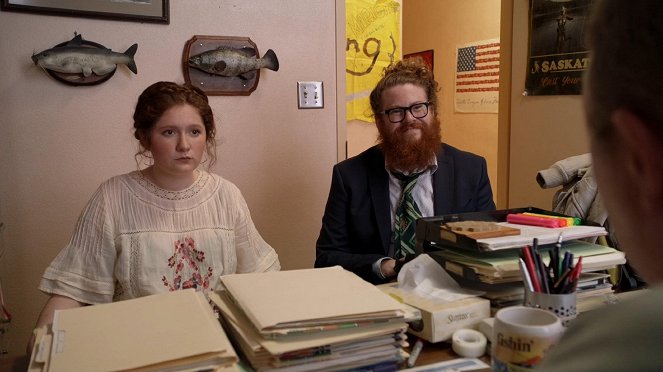 Hriešnici - You'll Never Ever Get a Chicken in Your Whole Entire Life - Z filmu - Emma Kenney, Zack Pearlman