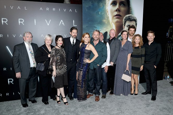 Arrival - Events - Amy Adams