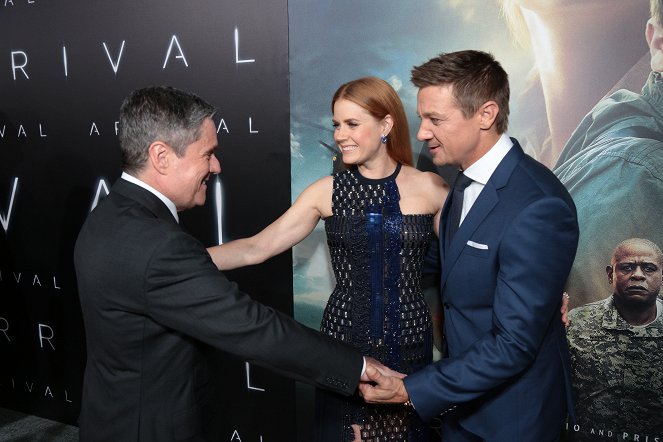 Arrival - Events - Amy Adams, Jeremy Renner