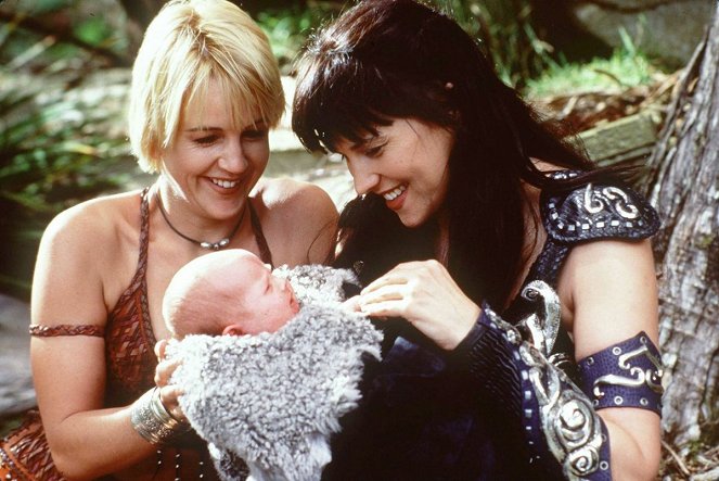 Xena - God Fearing Child - Photos - Renée O'Connor, Lucy Lawless