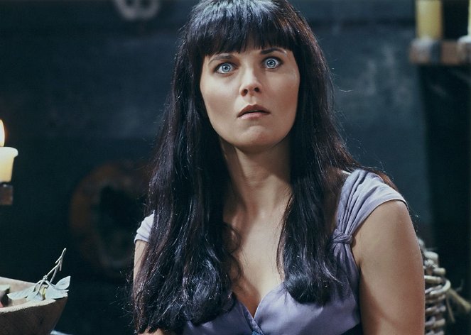 Xena - Die Kriegerprinzessin - Season 3 - Attentat auf Cleopatra - Filmfotos - Lucy Lawless
