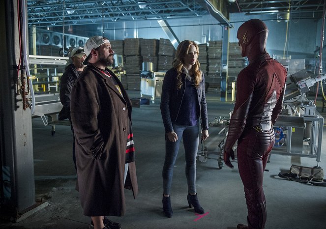 The Flash - Season 3 - Killer Frost - Dreharbeiten - Kevin Smith, Danielle Panabaker, Grant Gustin