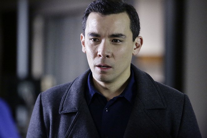 How to Get Away with Murder - Who's Dead? - Van film - Conrad Ricamora