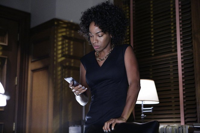 How to Get Away with Murder - Season 3 - Who's Dead? - Photos - Milauna Jackson
