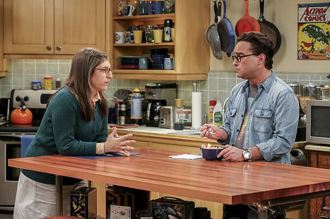 The Big Bang Theory - The Cohabitation Experimentation - Van film - Mayim Bialik, Johnny Galecki