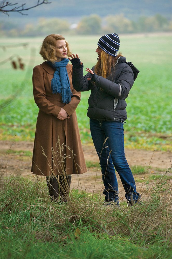 O Jardim da Esperança - De filmagens - Jessica Chastain, Niki Caro