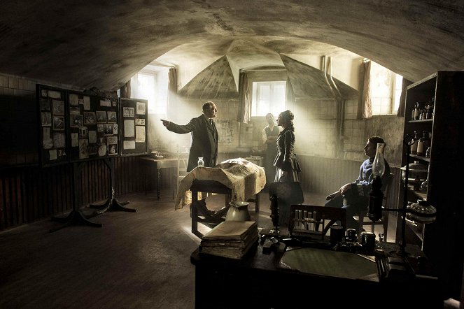 Jack the Ripper – Eine Frau jagt einen Mörder - Filmfotók - Peter Gilbert Cotton, Falk Hentschel, Sonja Gerhardt, Sabin Tambrea
