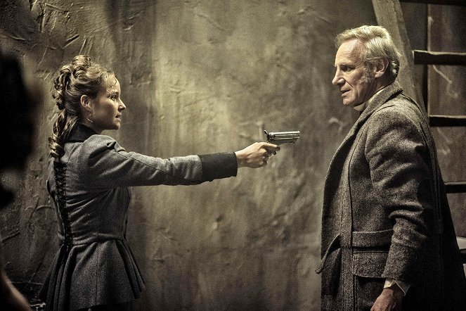 Jack the Ripper – Eine Frau jagt einen Mörder - De la película - Sonja Gerhardt, Nicholas Farrell