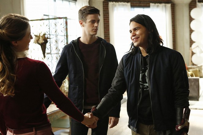 Supergirl - Medusa - Do filme - Melissa Benoist, Grant Gustin, Carlos Valdes