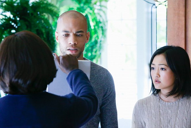 How to Get Away with Murder - Season 2 - It's Called the Octopus - Photos - Kendrick Sampson, Amy Okuda