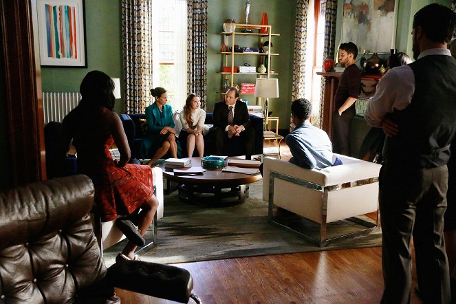 How to Get Away with Murder - Skanks Get Shanked - Photos - Samantha Hanratty, Jack Falahee
