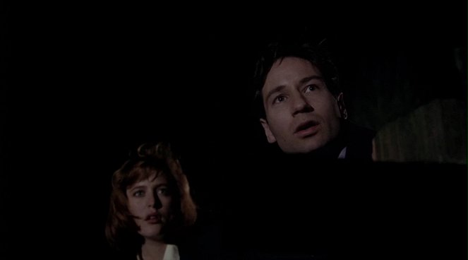 The X-Files - Gender Bender - Van film - Gillian Anderson, David Duchovny