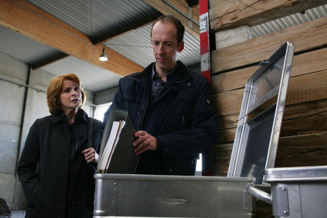 Unter Verdacht - Mutterseelenallein - Z filmu - Senta Berger, Rudolf Krause