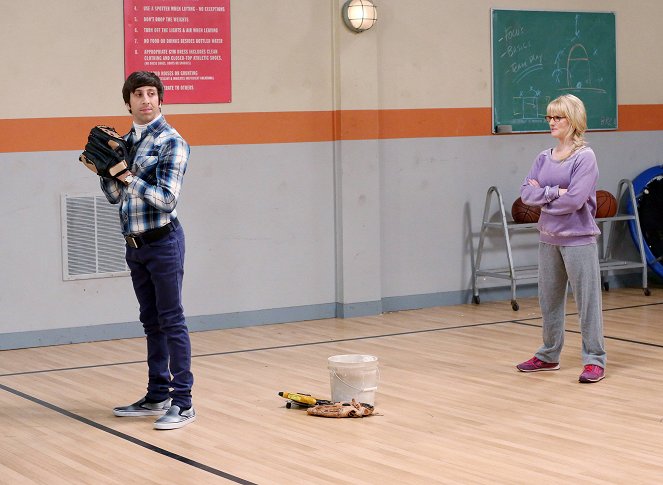 The Big Bang Theory - Werfen wie ein Mädchen - Filmfotos - Simon Helberg, Melissa Rauch