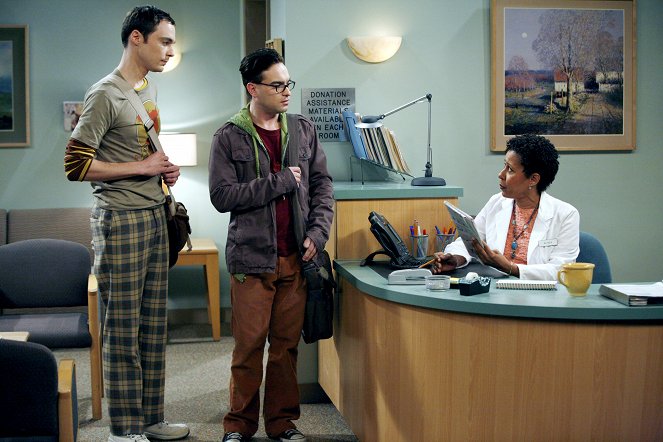 The Big Bang Theory - Season 1 - Pilot - Photos - Jim Parsons, Johnny Galecki, Vernee Watson