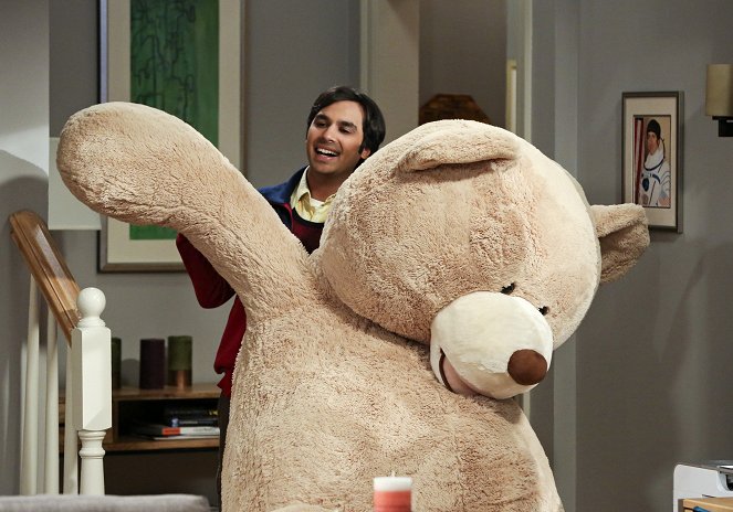 The Big Bang Theory - The Big Bear Precipitation - Photos - Kunal Nayyar