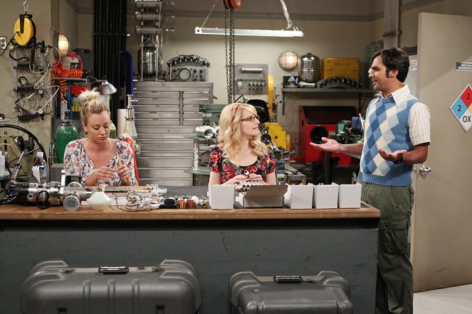 The Big Bang Theory - The Solder Excursion Diversion - Van film - Kaley Cuoco, Melissa Rauch, Kunal Nayyar