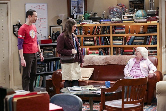The Big Bang Theory - Der Besuch der alten Dame - Filmfotos - Jim Parsons, Mayim Bialik, June Squibb