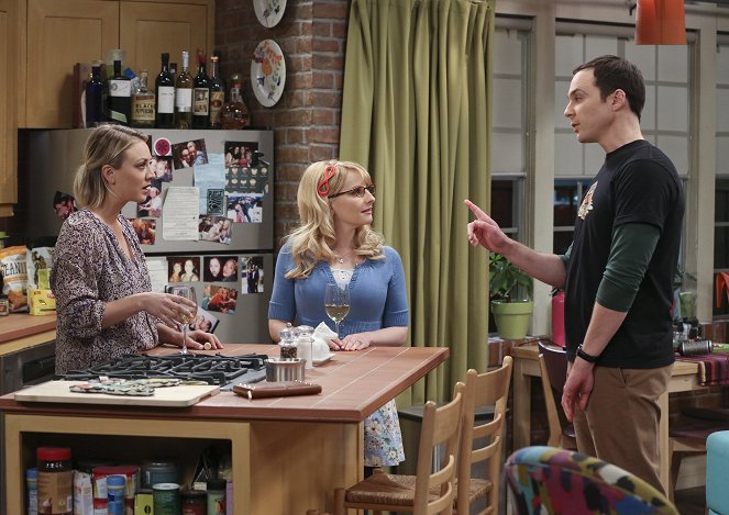 The Big Bang Theory - The Opening Night Excitation - Photos - Kaley Cuoco, Melissa Rauch, Jim Parsons