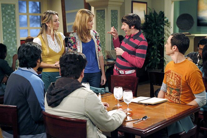 The Big Bang Theory - Season 5 - The Wiggly Finger Catalyst - Photos - Kaley Cuoco, Katie Leclerc, Simon Helberg, Jim Parsons