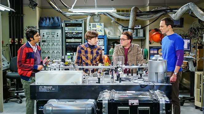 The Big Bang Theory - The Helium Insufficiency - Photos - Kunal Nayyar, Simon Helberg, Johnny Galecki, Jim Parsons