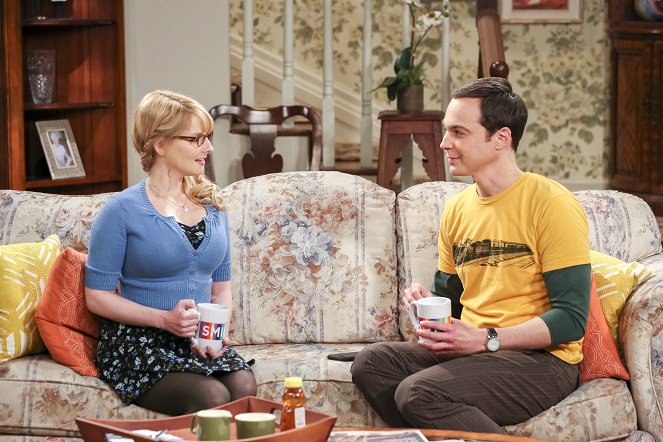 The Big Bang Theory - The 2003 Approximation - Photos - Melissa Rauch, Jim Parsons