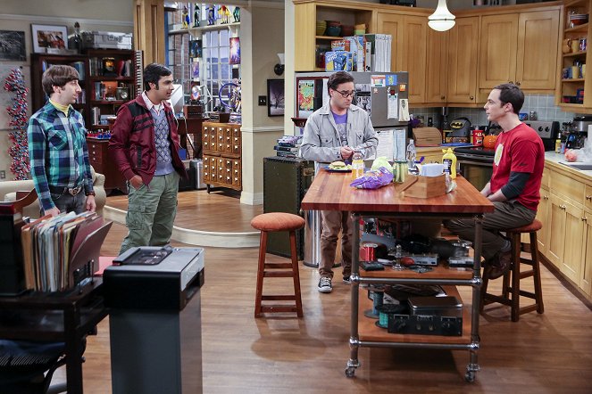 The Big Bang Theory - The Bachelor Party Corrosion - Photos - Simon Helberg, Kunal Nayyar, Johnny Galecki, Jim Parsons