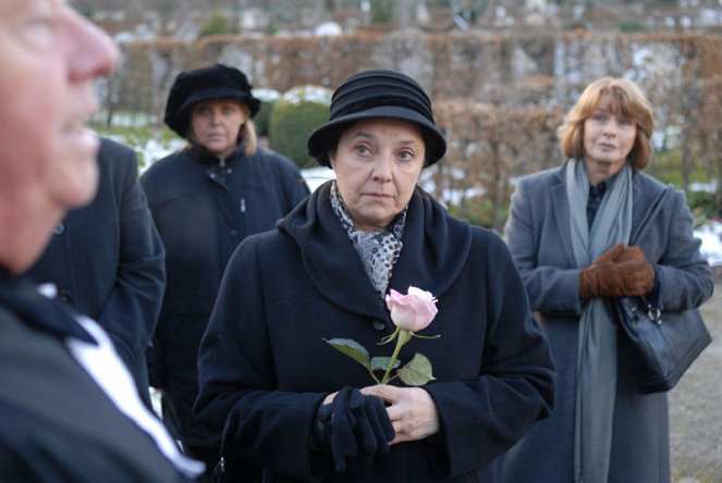 Double jeu - Die falsche Frau - Photos - Monika Baumgartner, Senta Berger