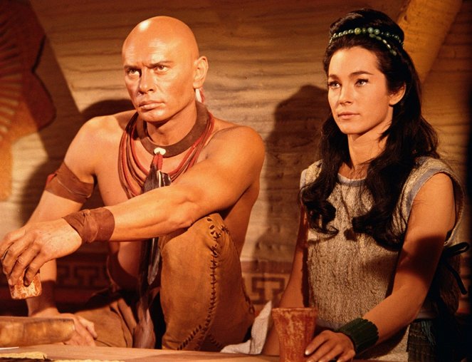 Kings of the Sun - Photos - Yul Brynner, Shirley Anne Field