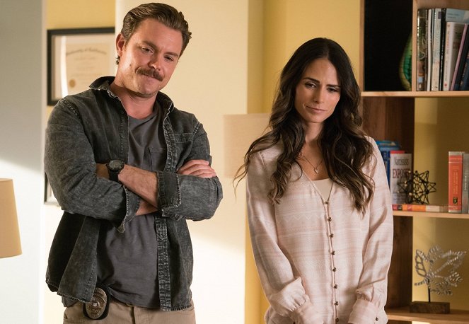 Lethal Weapon - Can I Get a Witness? - Photos - Clayne Crawford, Jordana Brewster