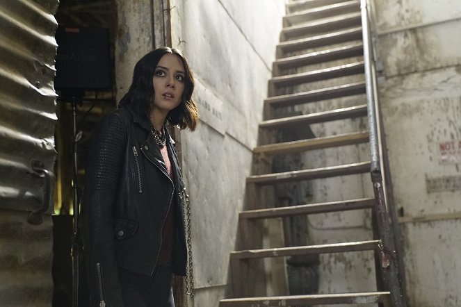 Os Agentes S.H.I.E.L.D. - Season 4 - Deals with Our Devils - Do filme - Chloe Bennet