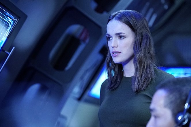 Agents of S.H.I.E.L.D. - The Laws of Inferno Dynamics - Photos - Elizabeth Henstridge