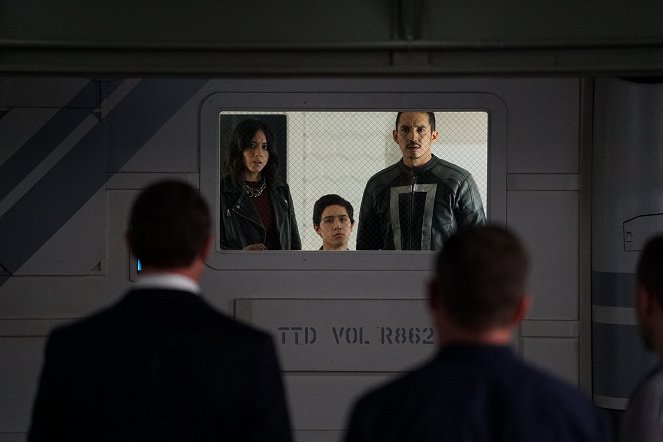 Agents of S.H.I.E.L.D. - Season 4 - The Good Samaritan - Photos
