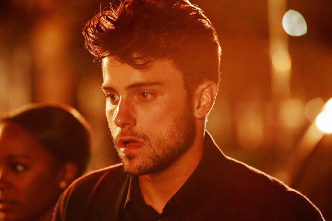 How to Get Away with Murder - Meet Bonnie - Photos - Jack Falahee