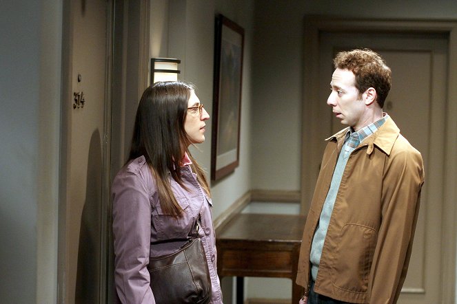 The Big Bang Theory - Die Beziehungsrahmenvereinbarung - Filmfotos - Mayim Bialik, Kevin Sussman