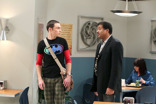 The Big Bang Theory - The Apology Insufficiency - Van film - Jim Parsons, Neil deGrasse Tyson