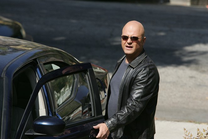 The Shield - Party Line - Photos - Michael Chiklis