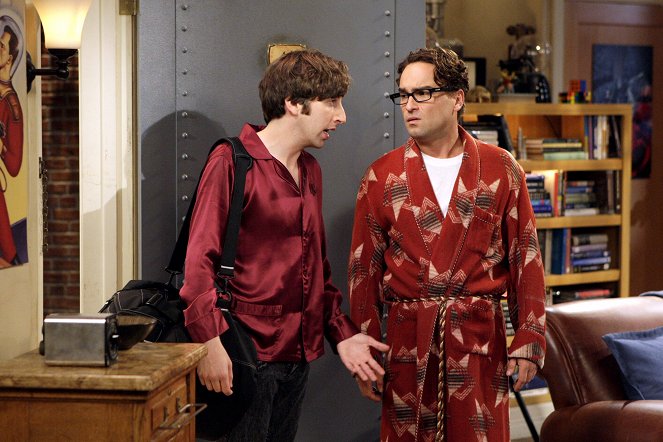 The Big Bang Theory - Season 2 - The Bad Fish Paradigm - Photos - Simon Helberg, Johnny Galecki