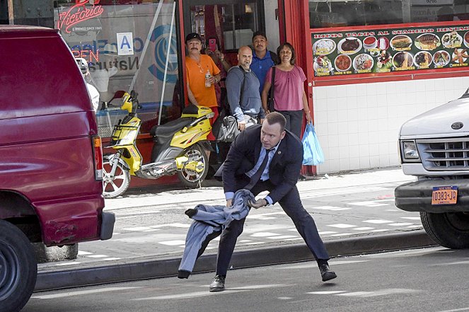 Blue Bloods - Crime Scene New York - Good Cop Bad Cop - Photos - Donnie Wahlberg