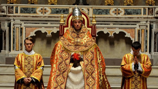 The Young Pope - Episode 5 - Photos - Jude Law