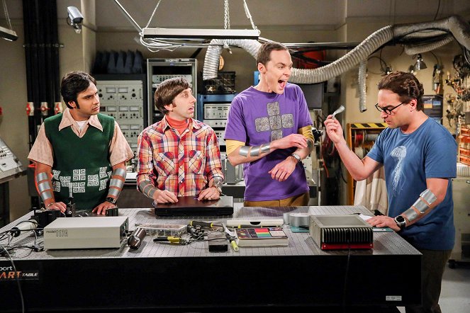 The Big Bang Theory - Season 8 - The Focus Attenuation - Photos - Kunal Nayyar, Simon Helberg, Jim Parsons, Johnny Galecki