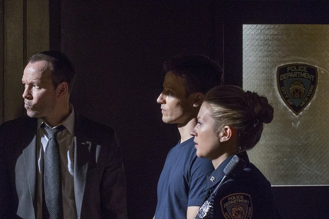 Blue Bloods - Crime Scene New York - Season 5 - Loose Lips - Photos - Donnie Wahlberg, Will Estes, Vanessa Ray