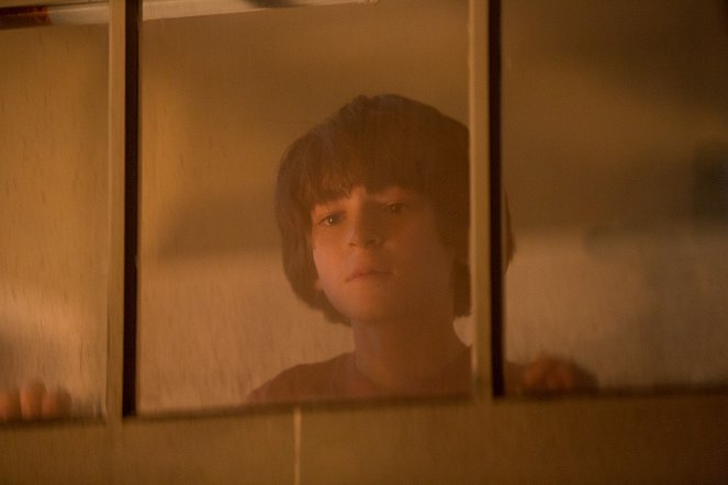 A démon arca - Filmfotók - David Mazouz