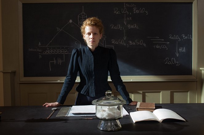 Marie Curie: The Courage of Knowledge - Photos - Karolina Gruszka